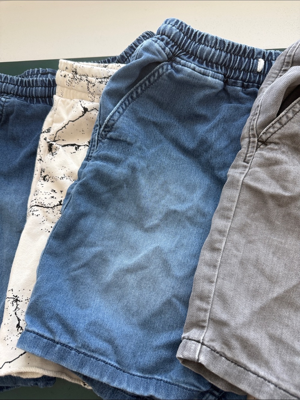 H&M boys short lot